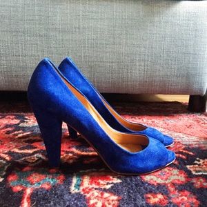 Madewell Peep-Toe Film Noir Pumps in Blue Suede